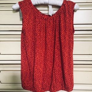 Cute stretchy top with skinny elastic waist